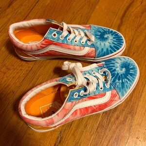 New VANS tie die kids. Size 3